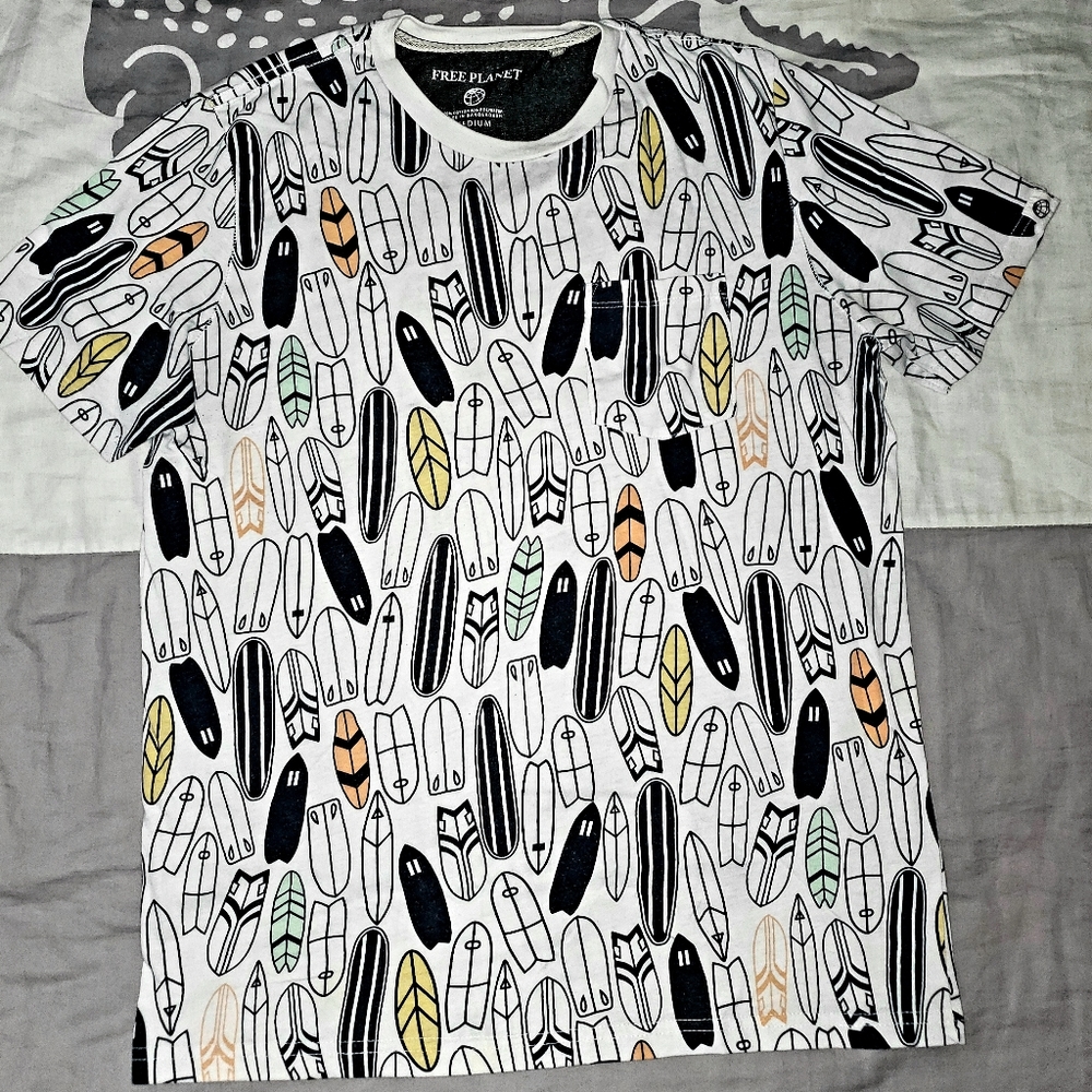 Surfing board T shirt